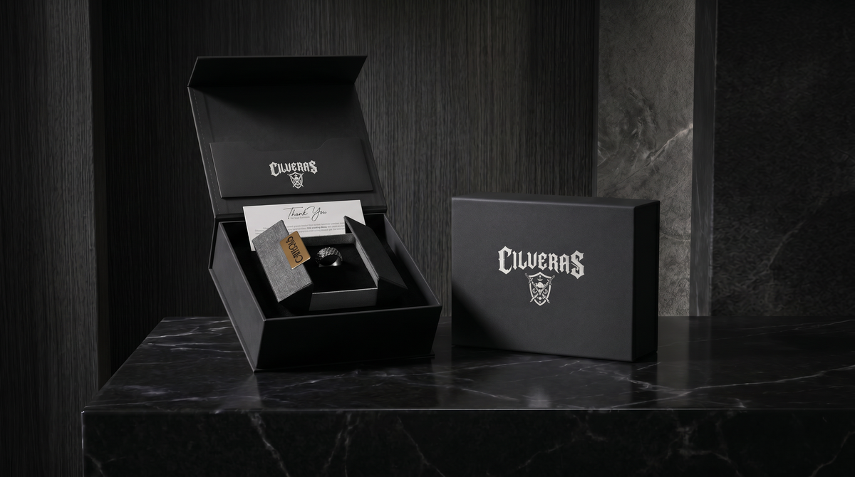 Cilveras presentation box and sterling silver ring